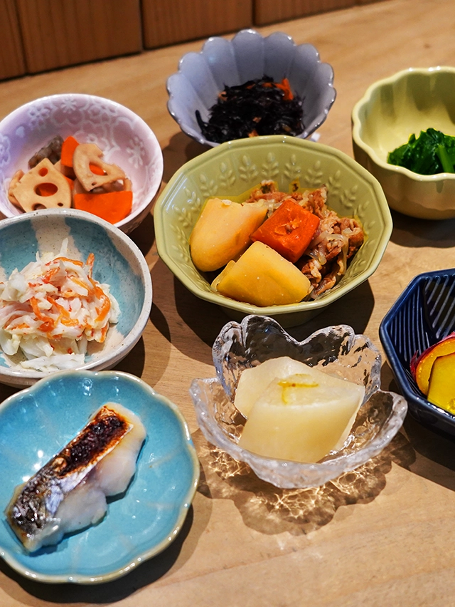 朝食