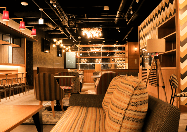 カフェ&BAR／夜