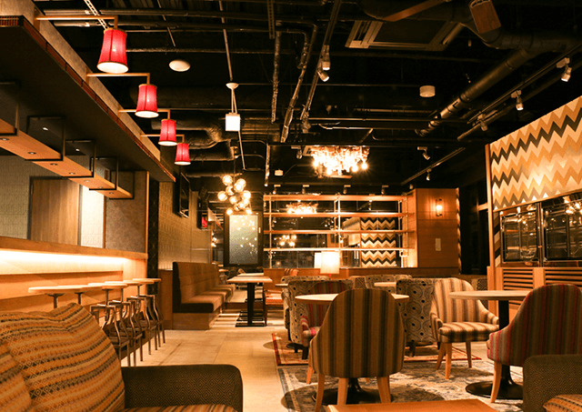 カフェ&BAR／夜