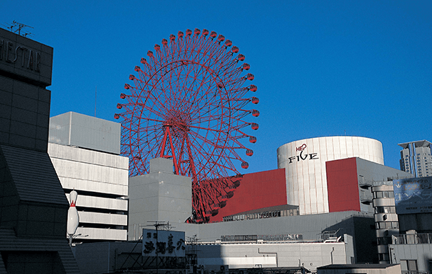 大阪駅前ファッションビル2